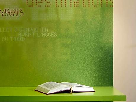 Standard Room with 2 Single Beds