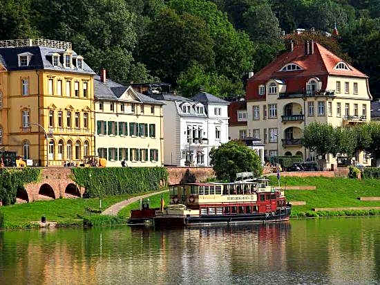 Hotel-Restaurant Central am Konigshof