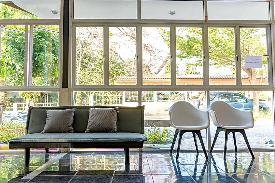 Maleena Garden at Lam Takhong Riverside