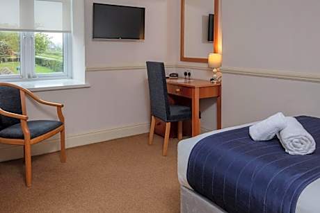 Small Double Room - Non-Smoking
