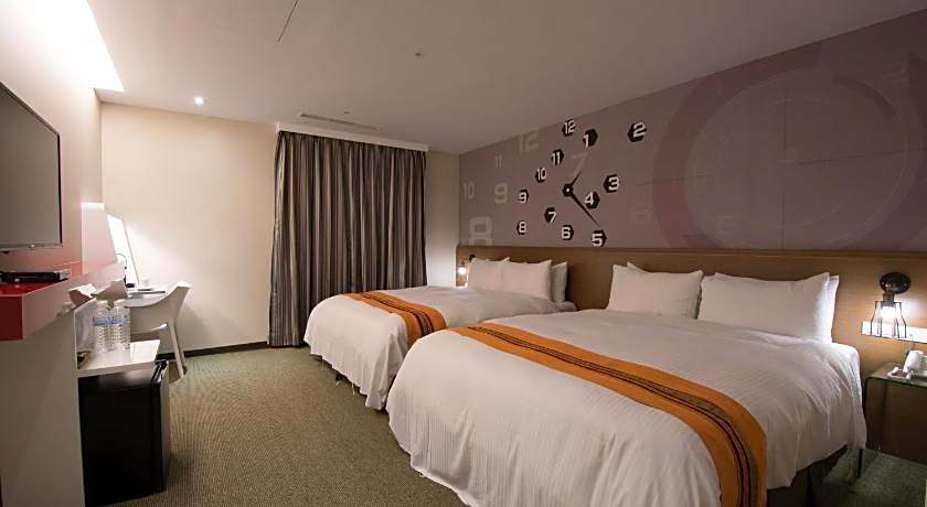 Travel Art Inn
