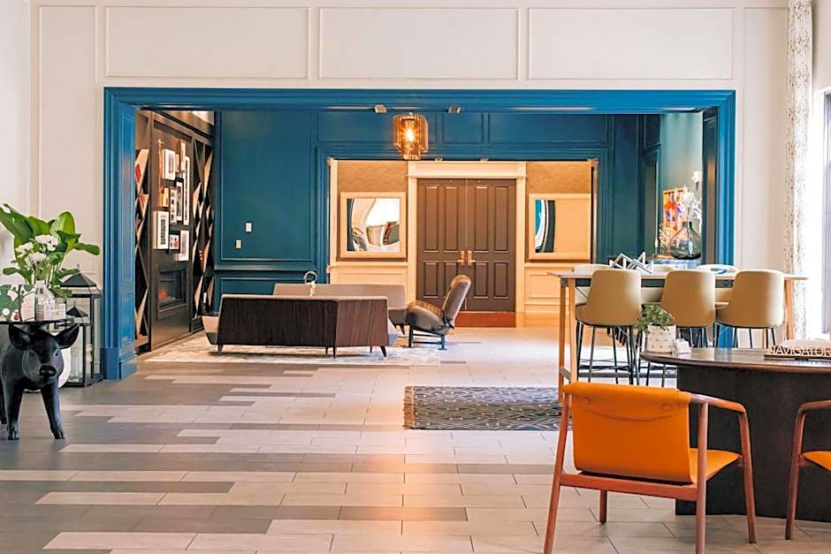 The Lindy Renaissance Charleston Hotel