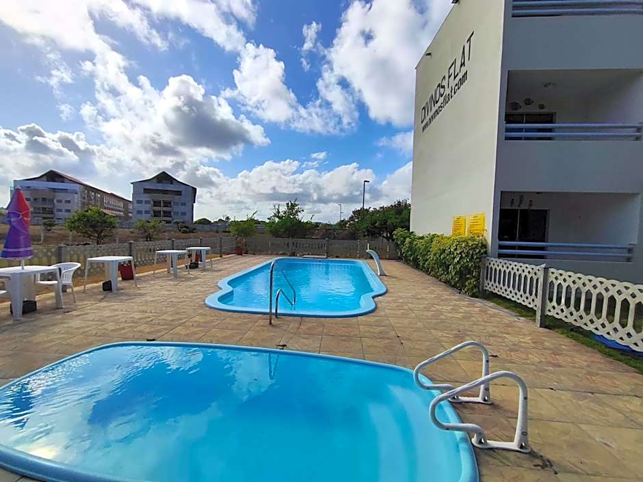 Divinos Flat Carneiros