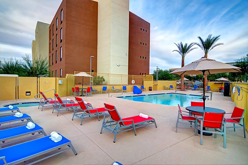 Holiday Inn Express & Suites North Phoenix/Scottsdale