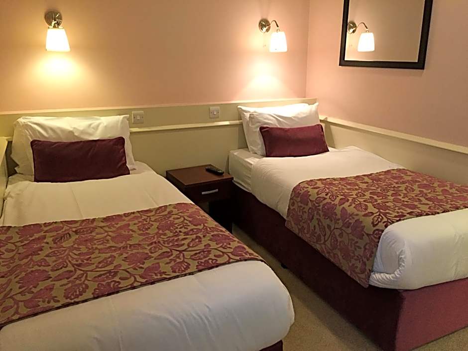 Maples House Hotel