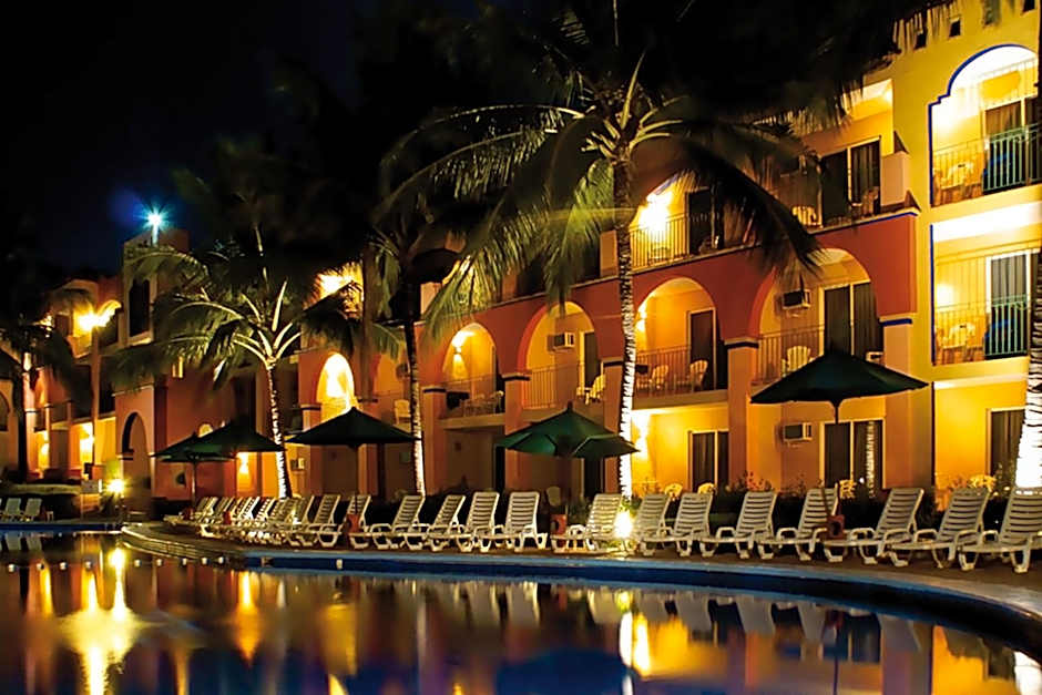 Grand Decameron Complex Bucerias, A Trademark All-Inclusive Resort