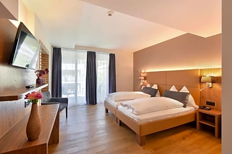 Deluxe Room with Balcony