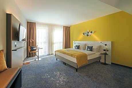 Premium Room with Two Single Beds