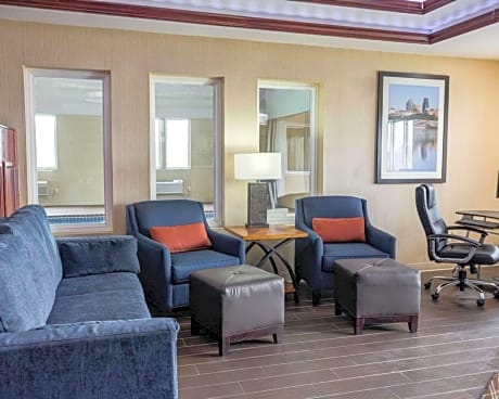 Comfort Inn Kearney - Liberty