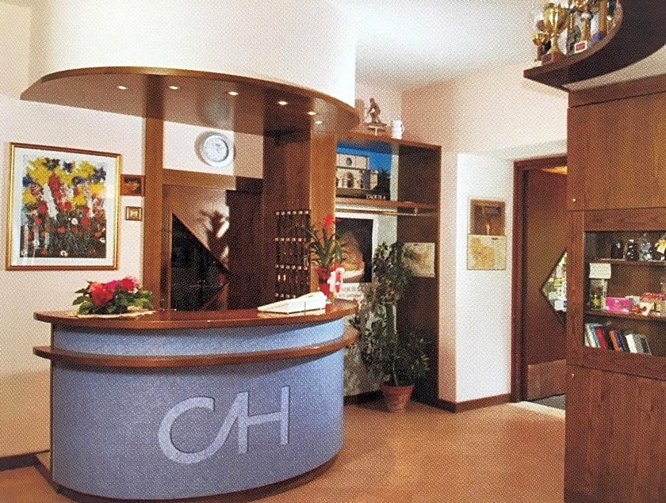Cristall Hotel