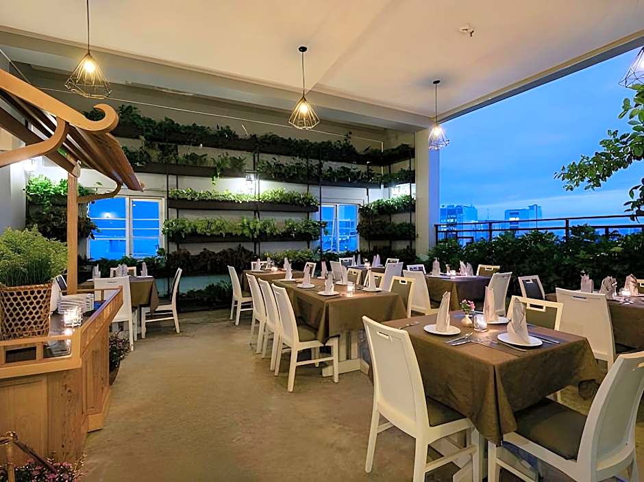 Asian Ruby Hotel & Spa