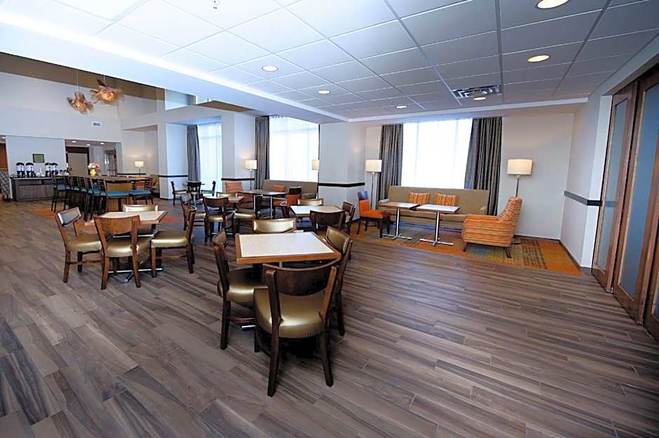 Hampton Inn By Hilton & Suites Truro, Nova Scotia