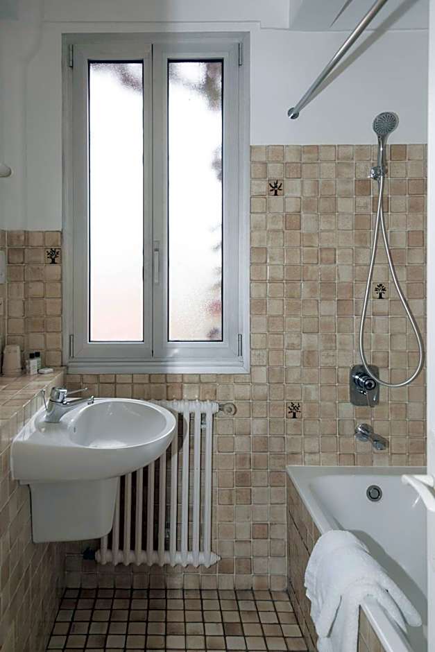 Cit'Hotel Aéro-Hotel