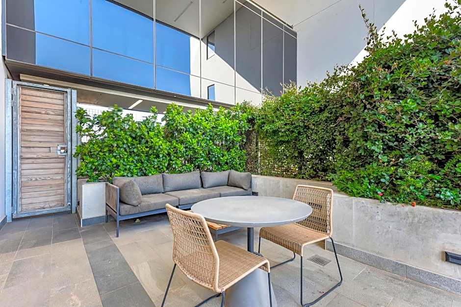 The Park Central Residence - WITH GENERATOR