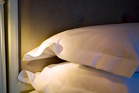 Junior Suite Side Sea View