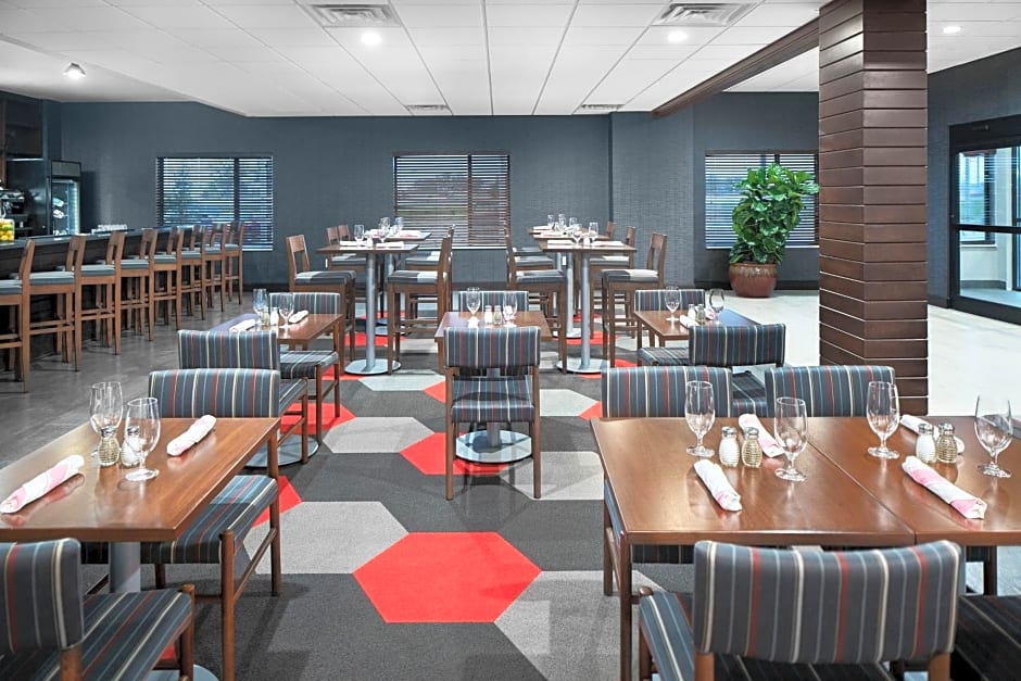 Four Points by Sheraton Oklahoma City Airport