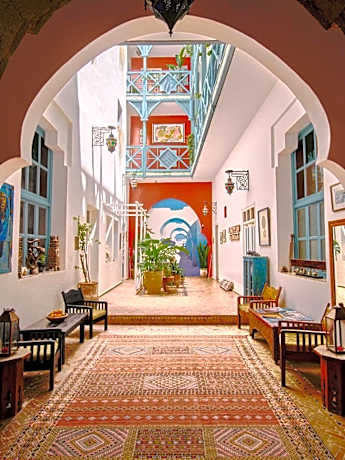 Ryad Watier & SPA