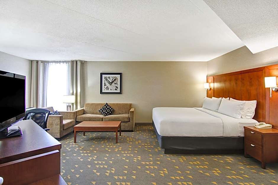Holiday Inn Oakville Centre By IHG