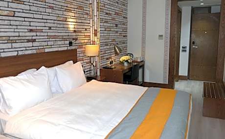 Business Single Room