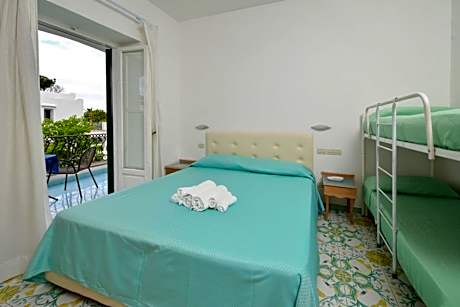 Standard Family Room