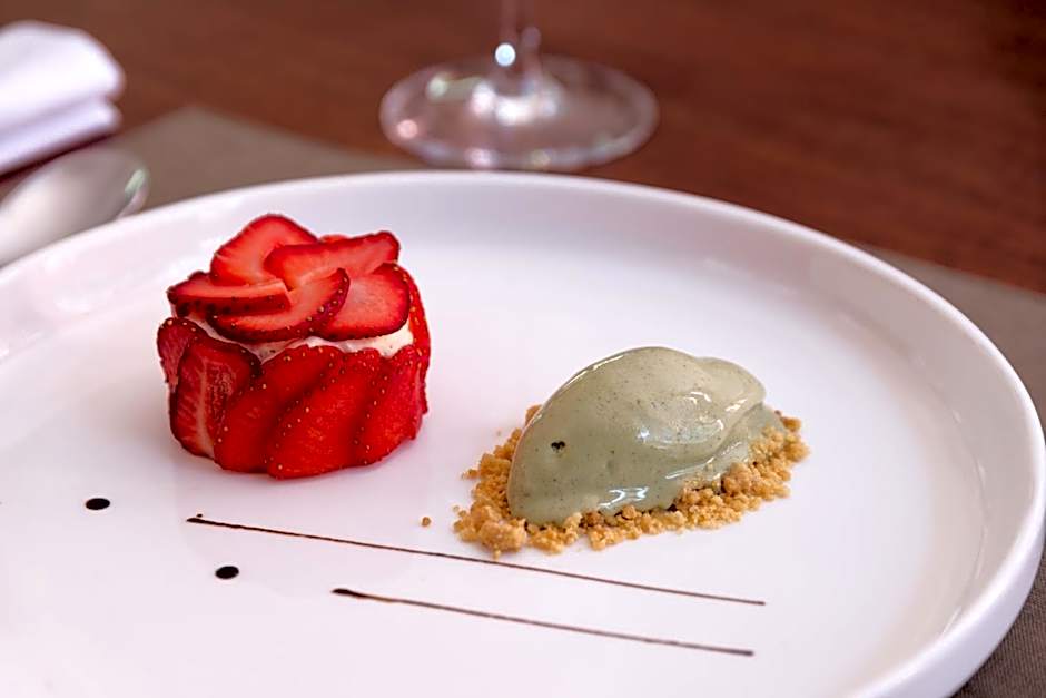 Relais Du Silence Disini Hotel