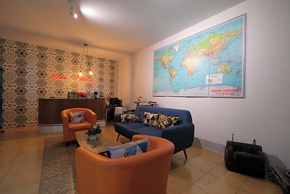 Home Addicts Hostel