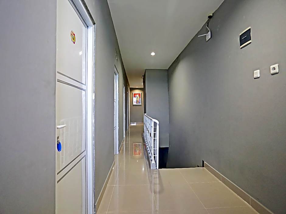 OYO 90848 J&b Rooms Bekasi