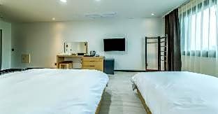  Standard Twin Room - Room Only