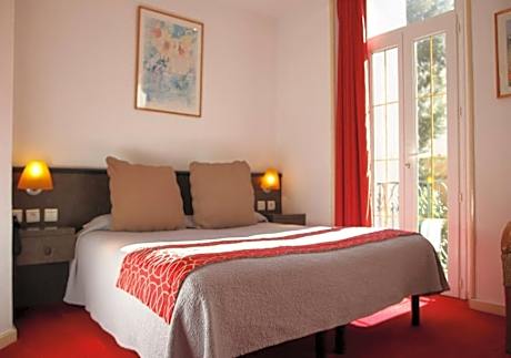 Double room /Twin Beds with Balcony