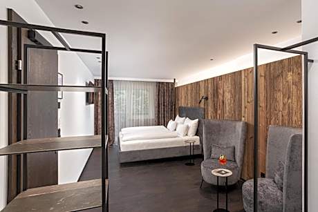 Double or Twin Room with Balcony