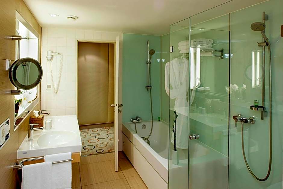 Sheraton Berlin Grand Hotel Esplanade