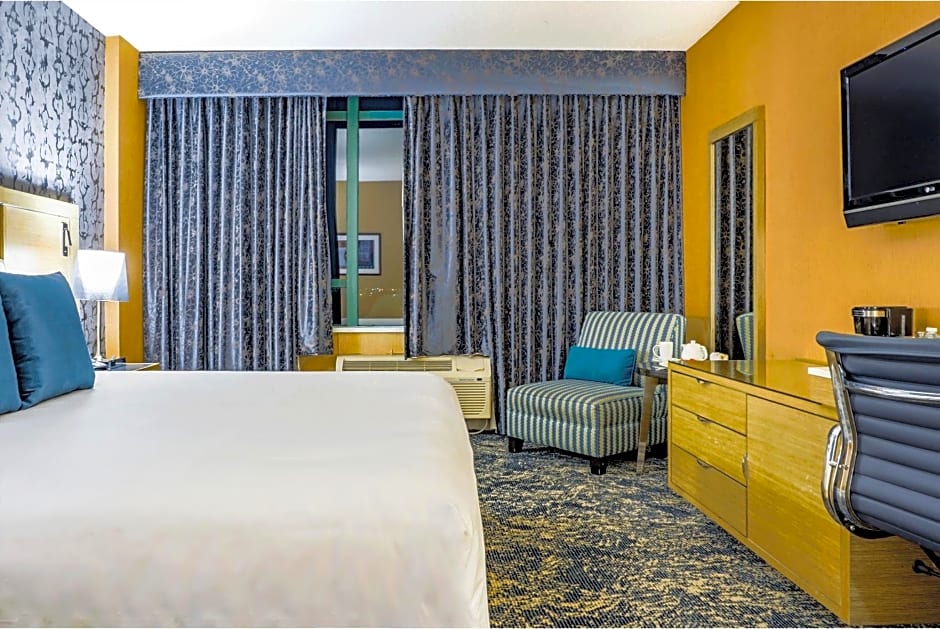 Executive Plaza Hotel Coquitlam