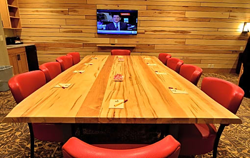 Moose Hotel and Suites