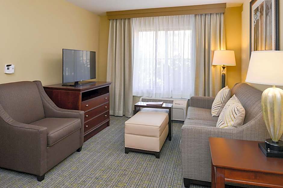 Homewood Suites By Hilton Fresno