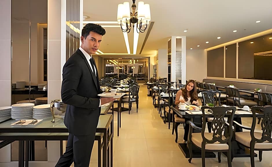 Mandarin Hotel Managed By Centre Point