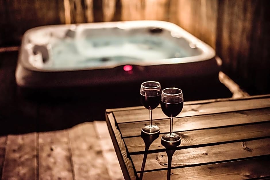 Black Bull Retreat, Barmston with Private Hot Tubs