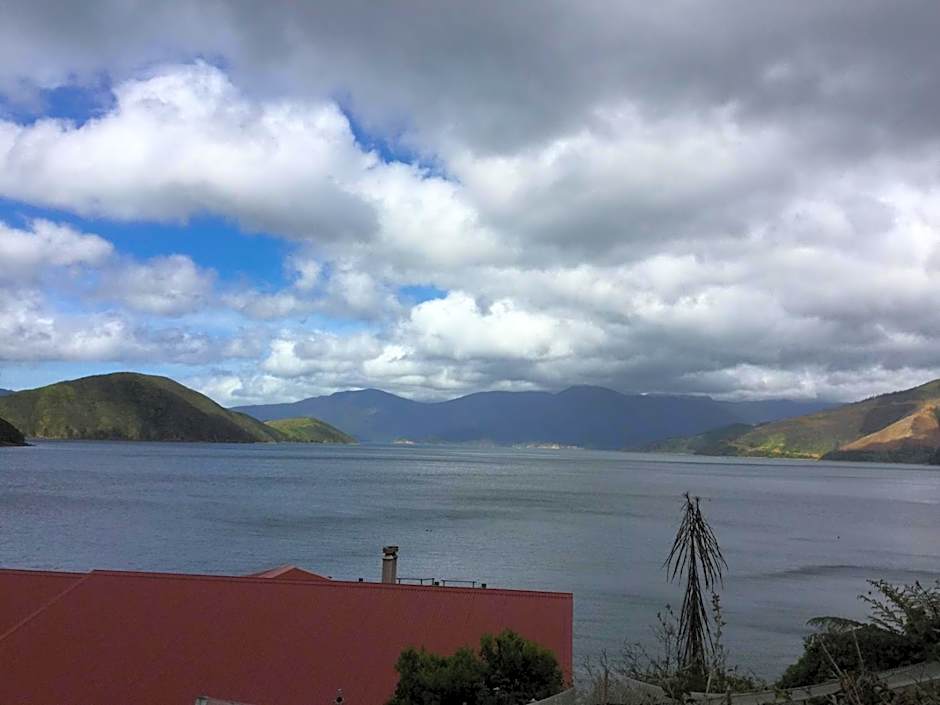 The Lodge At Te Rawa