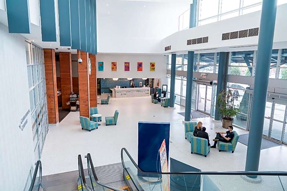 Coast Hotel & Convention Centre
