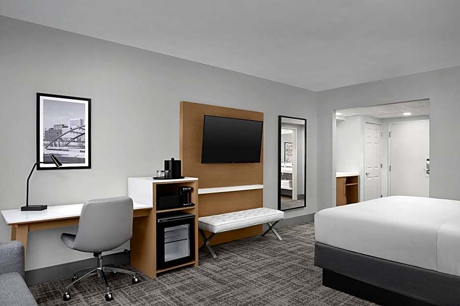 Radisson Hotel Cedar Rapids