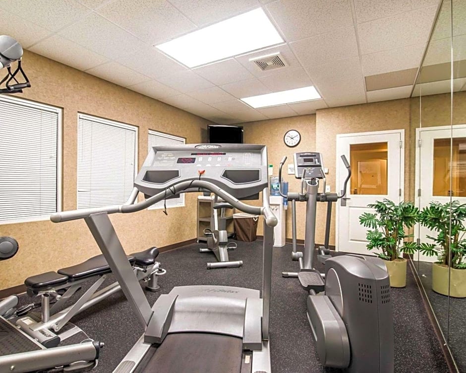 Comfort Inn & Suites Dover-Portsmouth