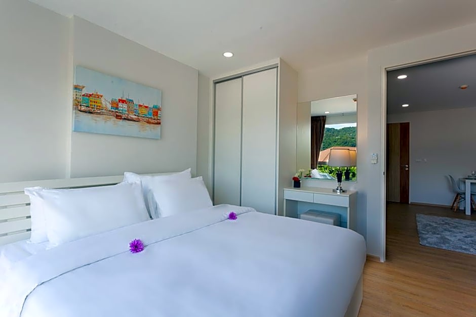 Ozone Condotel Kata Beach by Alpina