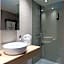 Melpo Antia Hotel & Suites