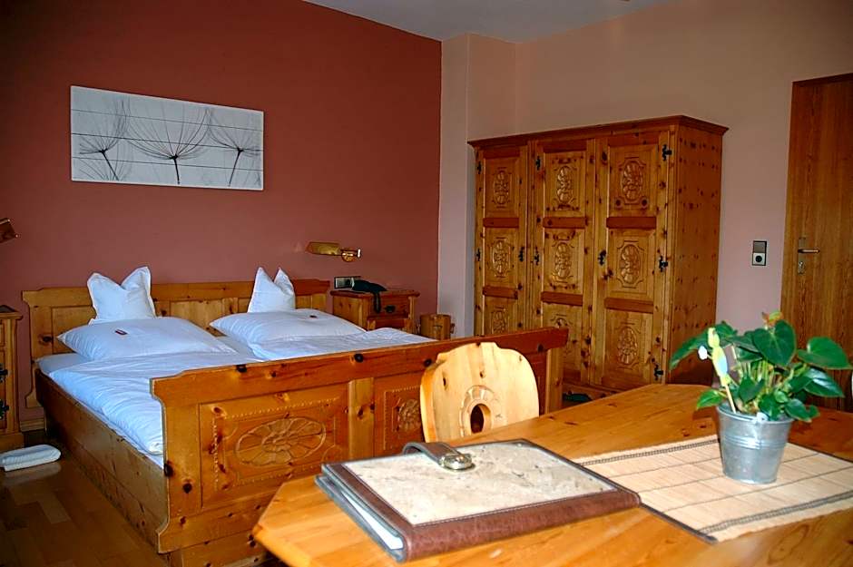 Hotel Sarbacher
