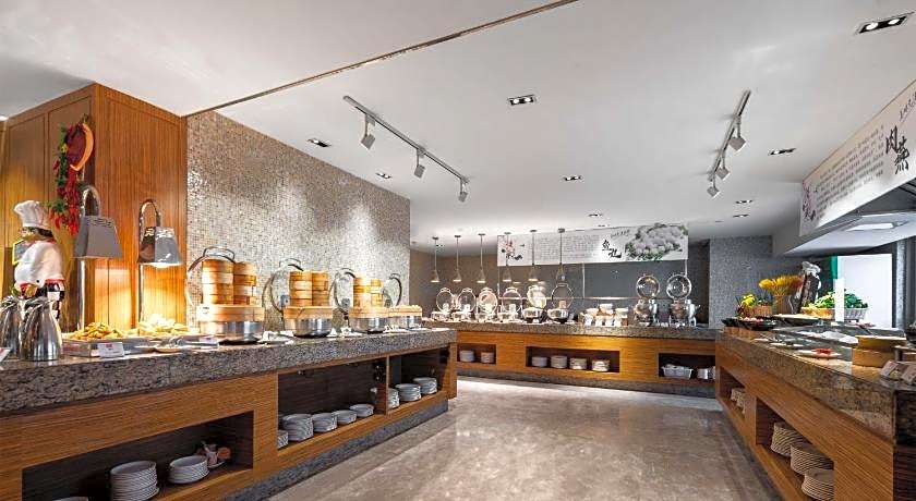 Ramada Plaza By Wyndham Fuzhou South