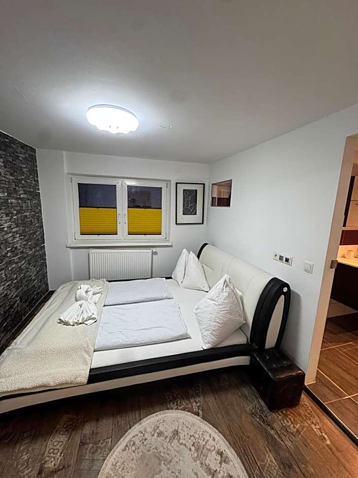 Weisses Rössel-Cavallo Bianco