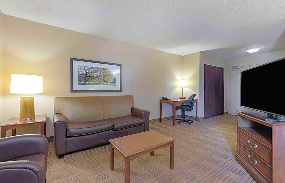 Extended Stay America Select Suites - Dallas - Farmers Branch