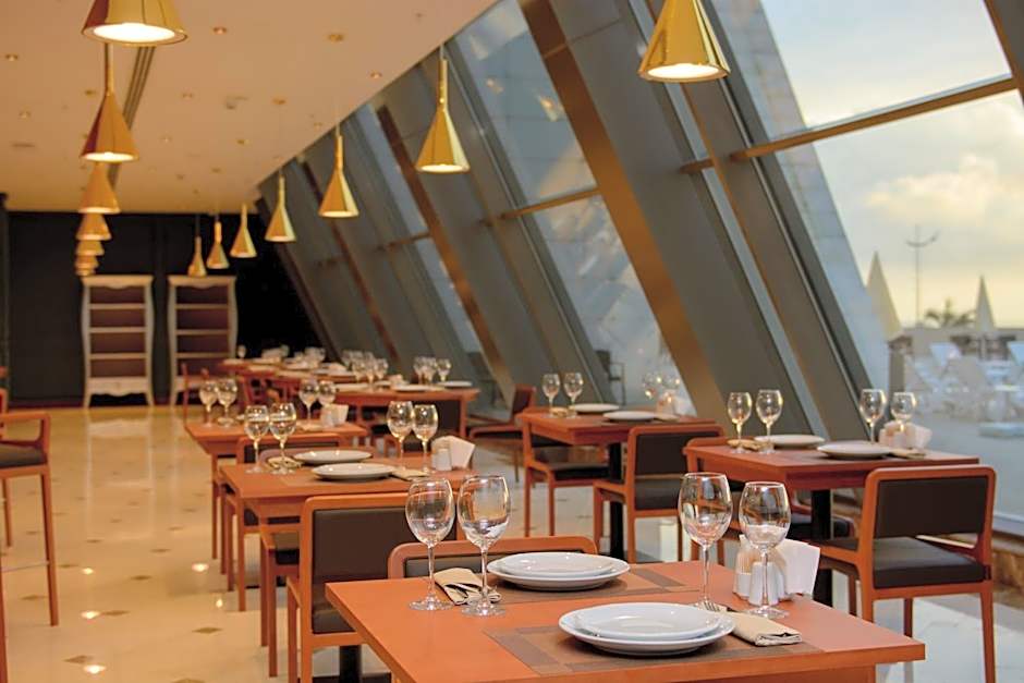 The Grand Gloria Hotel