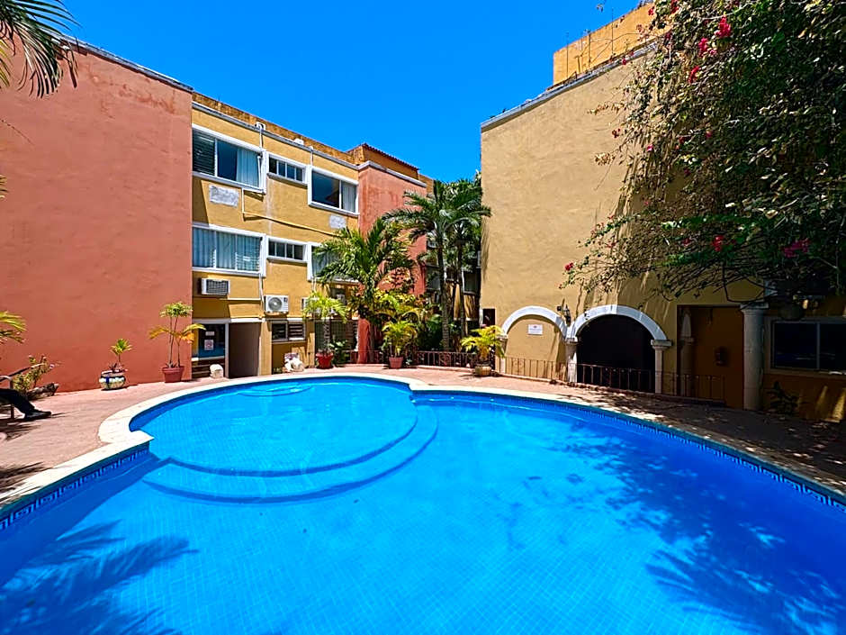 Suites Cancun Center