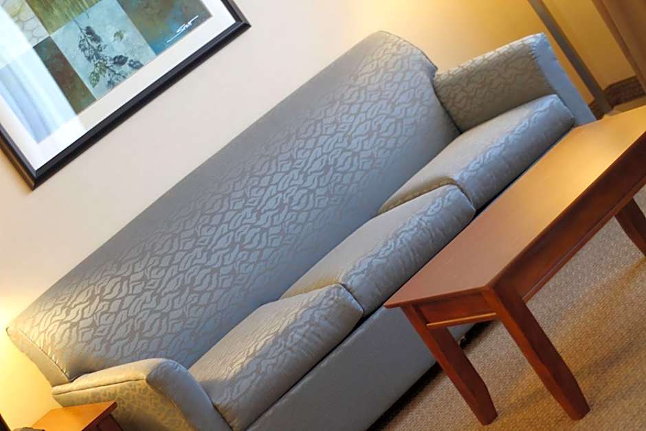 Hampton Inn & Suites Folsom