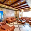 Crystal Plaza Hotel